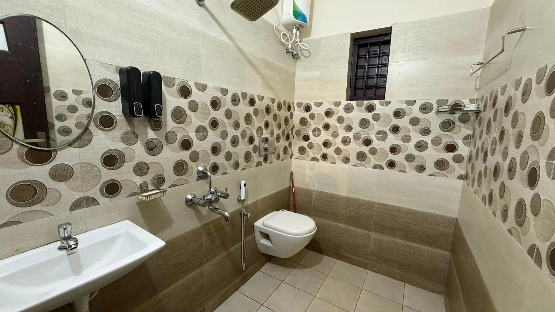 Cliff Niyara Ac Bedrooms Walkable Distance To Beach Varkala 0*,